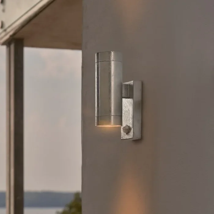 Aplique para exterior Tin Maxi Doble Sensor, galvanizado, IP54, GU10
