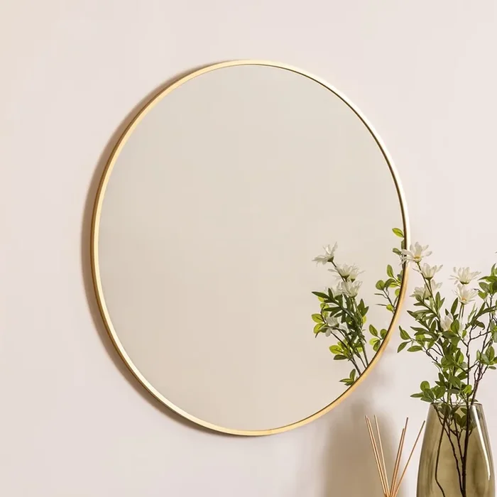 Atmosphera – Espejo de pared ALICE diá. 70 cm dorado