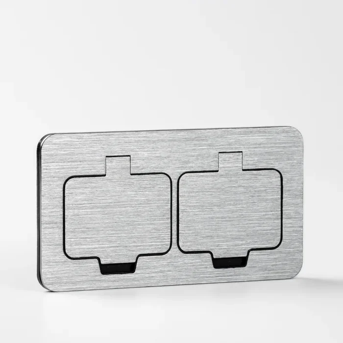 Brilagi – Enchufe doble de suelo empotrado para exterior IP55 rectangular cromo mate