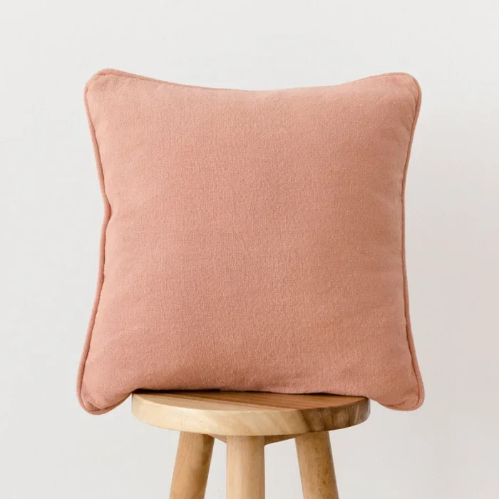 Cojín coral Bloq Rosa – Kenay Home
