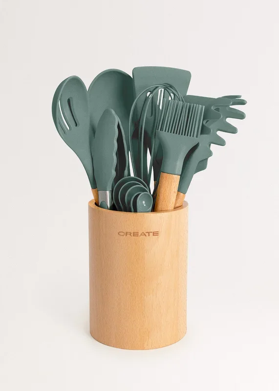 KITCHENWARE STUDIO – Utensilios de cocina de silicona y madera