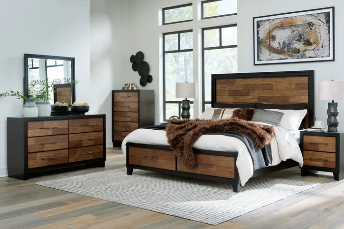 Kraeburn Brown/Black Storage Panel Bedroom Set