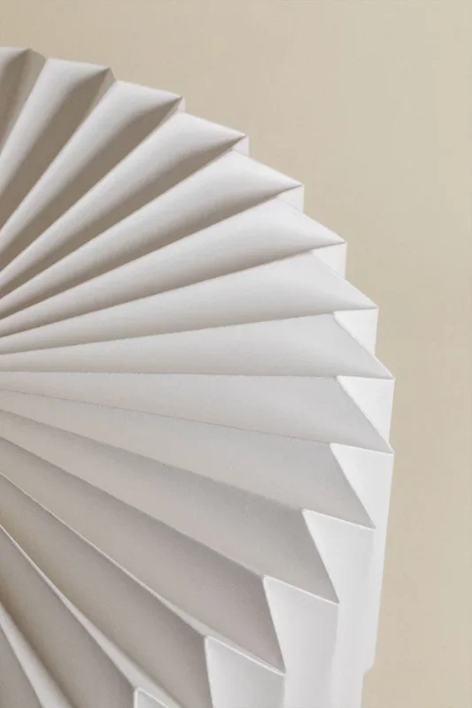 Lámpara de Mesa en Papel Orsina Blanco – SKLUM