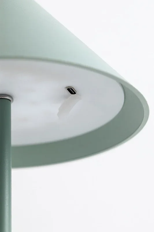 Lámpara de mesa LED inalámbrica para exterior Nebida Celadón – SKLUM
