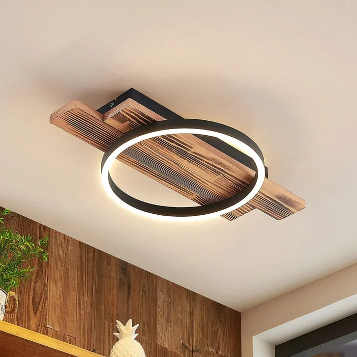 Lindby Plafón LED Sentoa, madera, 52,8 cm de largo, 3.000 K