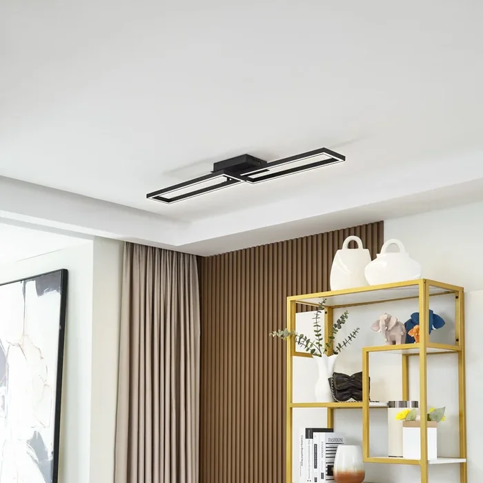 Lucande Lámpara de techo LED Tjado, 100 cm de largo, negro, metal