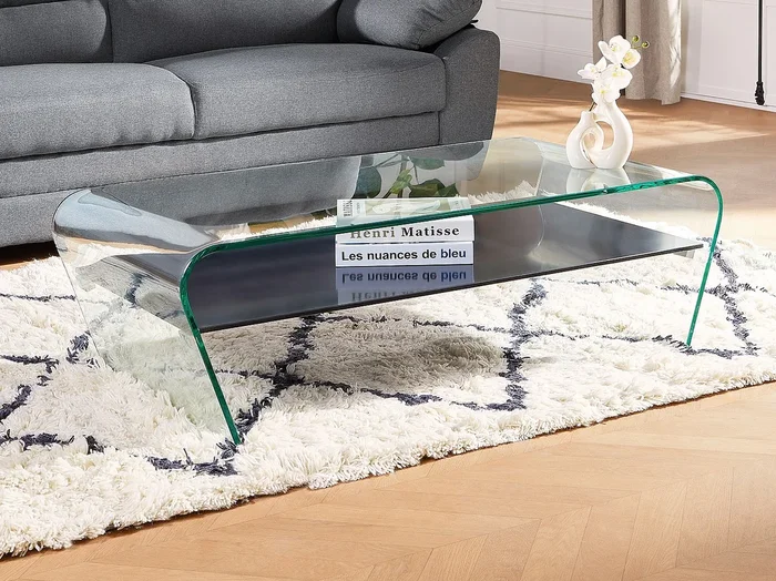 Mesa de centro KELLY – Cristal curvado – Repisa negra lacada