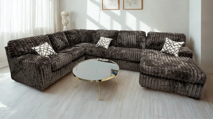 S319 Austin Chocolate 3-Piece RAF Sectional