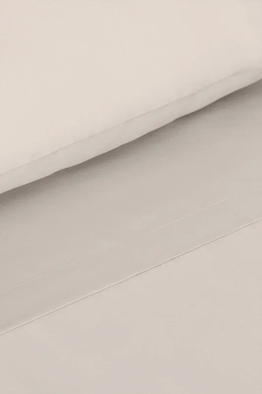 Sábana Encimera en Satén de 300 Hilos Sampras Beige Nude – SKLUM