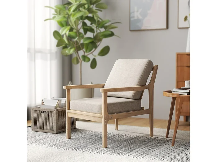 Sillón de lino con reposabrazos y cojines de madera extraíbles para salón o dormitorio, color beige, 62 x 82 x 82 cm.