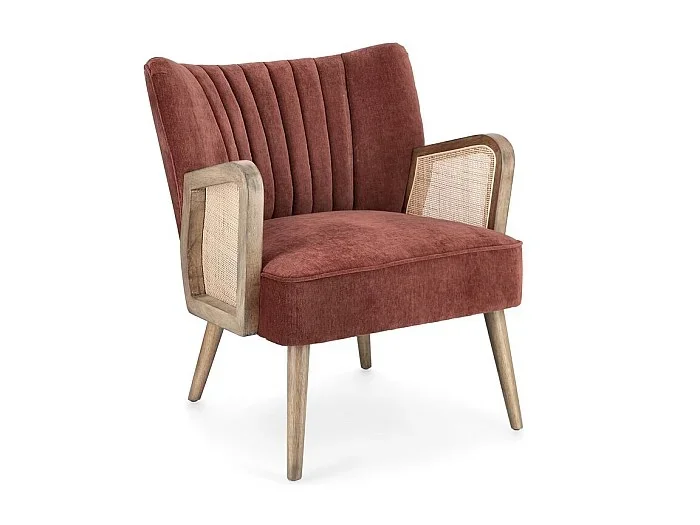 Sillón de tela efecto terciopelo ladrillo, patas y reposabrazos de madera – VIRNA