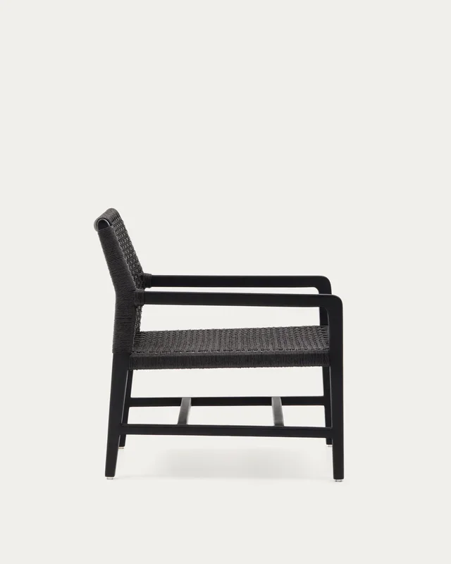 Sillón Sabolla de madera maciza de teca con acabado negro