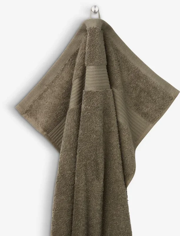 Toalla de baño KARLSTAD 100×150 oliva