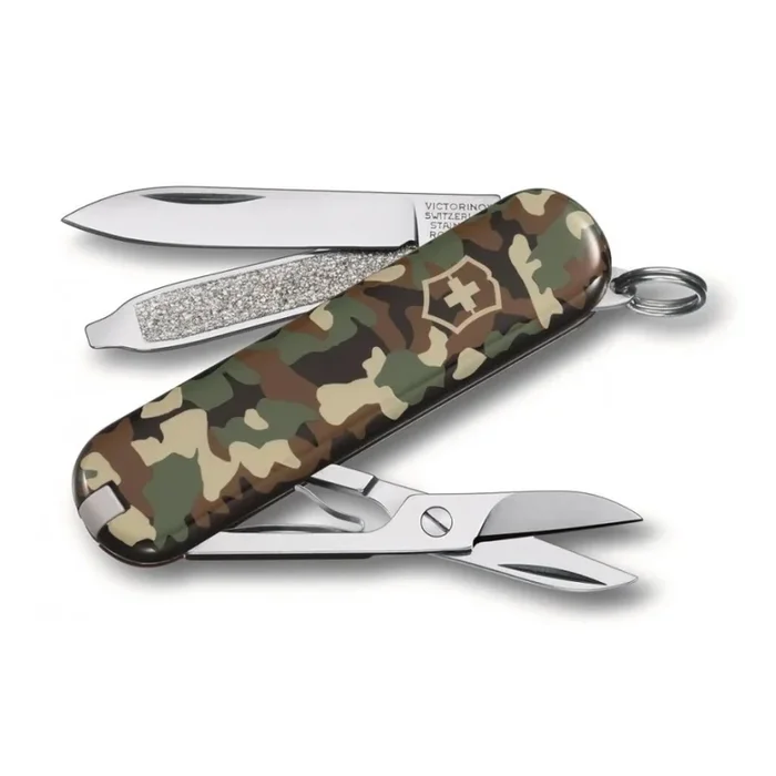 Victorinox – Navaja de bolsillo multifuncional CLASSIC SD 5,8 cm/7 funciones camuflaje